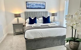 Icona Luxury Apartment With Minster Views & Allocated Parking