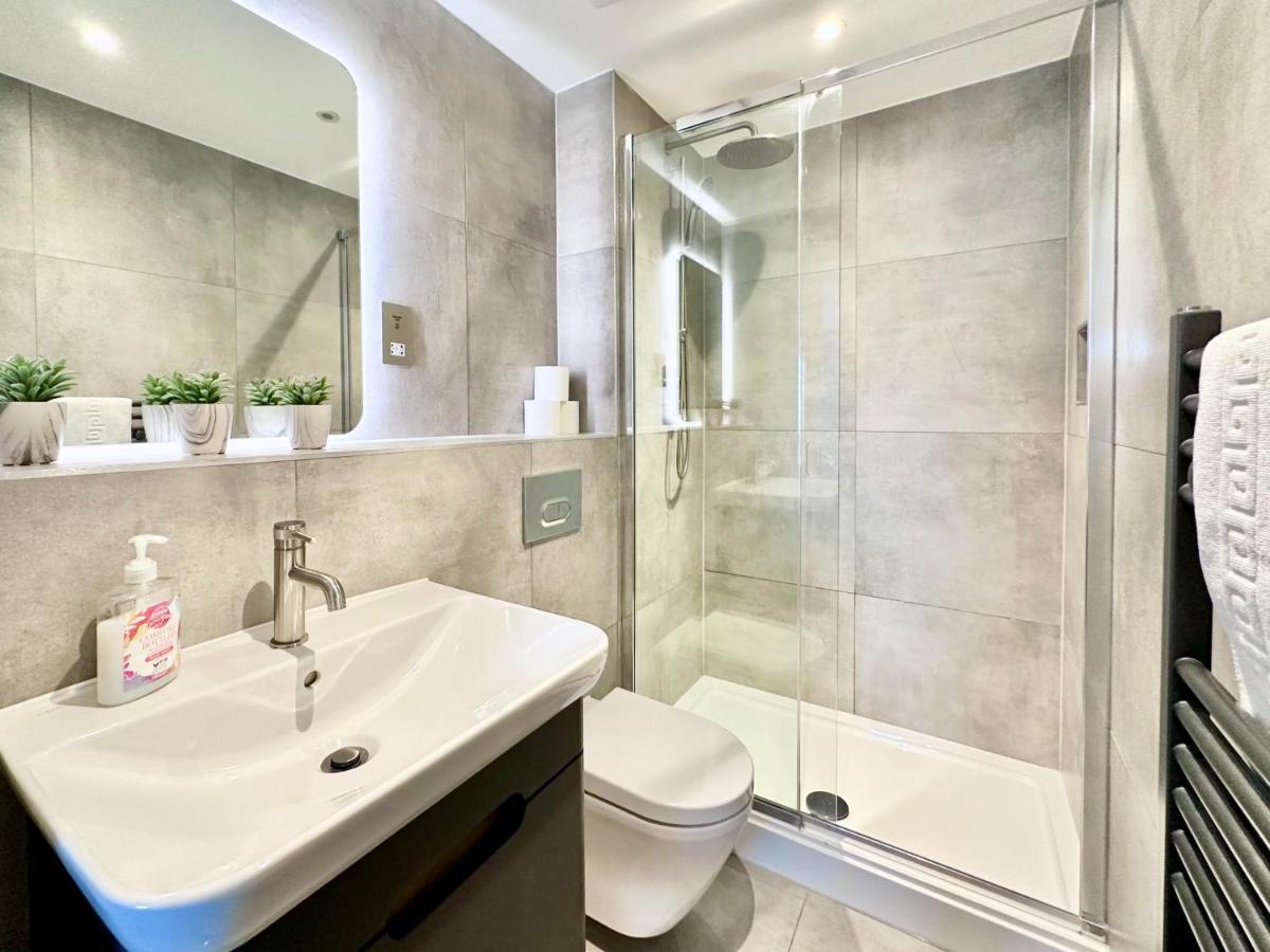 Icona Luxury Apartment With Minster Views & Allocated Parking York Exterior photo